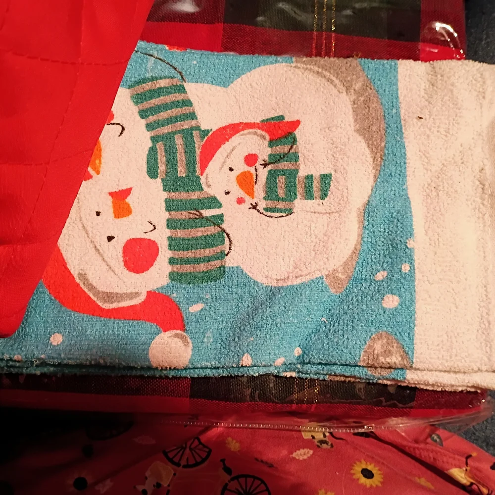 NWT Snowman Kitchen 5PC Set - Blue and Red